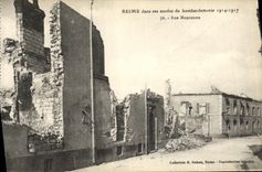 VINTAGE POSTCARD Rheims In its years of Bombardments Street Montoison Militaria