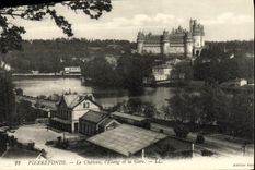 CPA Pierrefonds Le Chateau L Etang et la Gare