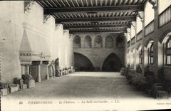 CPA Pierrefonds Le Chateau La Salle des Gardes