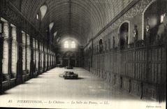 CPA Pierrefonds Le Chateau La Salle des Preux