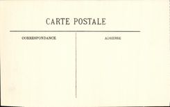 CPA Pierrefonds Le Chateau Vue Interieure de la colonnade la cour interieure