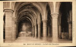 CPA Mont St Michel La Salle des Chevaliers