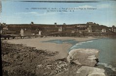 CPA Perros Guirec Vue Generale de la Plage de Trestrignel Les Hotels et les Villes