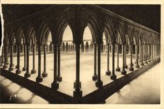 CPA Le Mont St Michel Abbaye Galeries du Cloitre