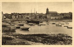 CPA Cote D Emeraude St Malo St Servan Vue Generale Prise de L Anse des Sablons Bateau