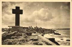 VINTAGE POSTCARD Cote D Lunar Emerald Saint the Cross of the Point of Takes off