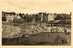 CPA Cote D Emeraude Dinard La Plage a L Heure du Bain