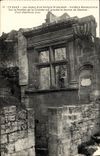 CPA Les Baux Les Restes d Un Tempie Protestant Fenetre Renaissance Sur le fronton de la croisee est gravee devise Geneve