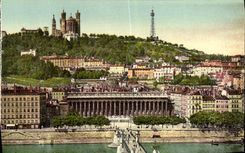 VINTAGE POSTCARD Lyon Law courts and the slope of Fourviere