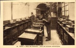 CPA Paris Hotel des Monnaies Salle des Balances Automatiques
