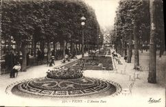 VINTAGE POSTCARD Vichy L Old Park