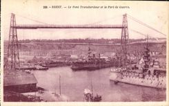 CPA Brest Le Pont Transbordeur et le Port de Guerre Bateaux