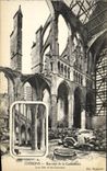 CPA Soissons Bas cote de La Cathedrale Militaria