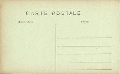 CPA Soissons Autour de la Cathedrale Militaria