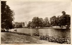 VINTAGE POSTCARD Lake in St James Park London