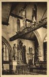 CPA Lampaul Finistere La Grande Poutre sculptee Le crucifix entre les statues de la vierge et de Saint Jean