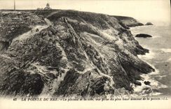 CPA La Pointe du raz Le Plateau et la cote vue prise du plus hatu sommet de la pointe