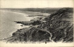 VINTAGE POSTCARD Valley Andre Cliffs Towards Nantois