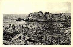 VINTAGE POSTCARD Penmarch St Guenole rocks of the hole of L hell