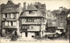 CPA Morlaix Vieilles Maisons Place des Halles