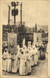 CPA Plougastel Daoulas Un Joar de procession Folklore Costume
