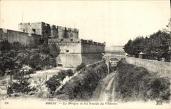 CPA Brest Le Donjon et les Fosses du Chateau