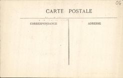 La vista de Grasse de la POSTAL de la VENDIMIA entra en las palmeras