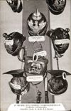 CPA Musee De L Armee Campagne Coiffures Allemandes exposees dans la salle d honneur Militaria