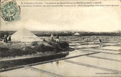 VINTAGE POSTCARD Of Saint Nazaire in Croisic View of the salt water marshes of the Borough of Batz Saille has