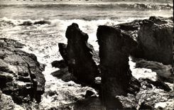 Rocas de Prefailles de la POSTAL de la VENDIMIA en el punto Gildas Saint