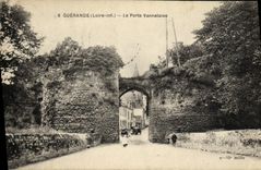 CPA Guerande La Porte Vannetaise