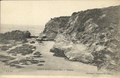 Acantilado santo del orujo de la POSTAL de la VENDIMIA