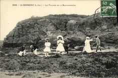 VINTAGE POSTCARD Bernerie Cliffs Of Boutinadiere