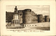 CPA Angers Statue Du Roi Rene Et Le Chateau