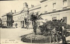 CPA Angers La Mairie animee 