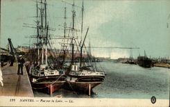 VINTAGE POSTCARD Nantes Seen on the Loire Boat
