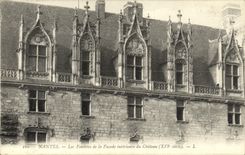 VINTAGE POSTCARD Nantes Windows of the interior Frontage of the Castle
