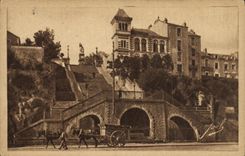 VINTAGE POSTCARD Nantes Staircase of the Hundred Steps and statue of Sainte Ell