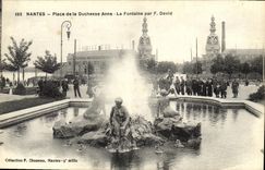 VINTAGE POSTCARD Nantes Places of the Duchess Anne the Fountain by F David