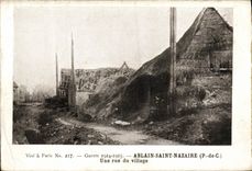 CPA Militaria Ablain Saint Nazaire Une rue du Village