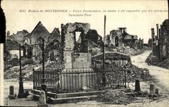 VINTAGE POSTCARD Militaria Ruines of Montdidier Place Parmentier the statue was emportee by German