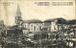 VINTAGE POSTCARD Militaria Neufour Houses destroyed around L church