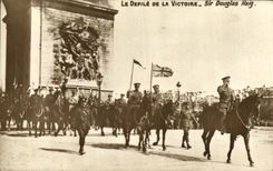 VINTAGE POSTCARD Militaria the Procession Of the Victoire Sir Douglas Haig Paris Arc de Triomphe