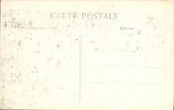 CPA Militaria Arras Marche aux Poissons et la Rue des Gauguiers