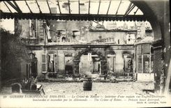 VINTAGE POSTCARD Militaria European War the crime of Rheims de Interieur D a house Street Eugene Desteuque