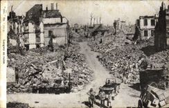 VINTAGE POSTCARD Militaria Longwy in ruins