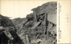 CPA Militaria La Guerre Carency Tranchee allemande 