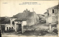 VINTAGE POSTCARD Militaria the War in Lorraine Bernecourt Houses trouees by the Shells