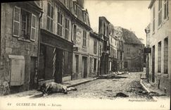 CPA Militaria Guerre De Soissons 