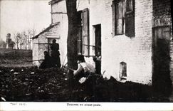 VINTAGE POSTCARD Militaria Zouaves ahead Station